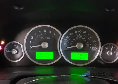 2005 Mercury Mariner Luxury/Premier from USA, damaged, VIN 4M2CU571X5DJ24333